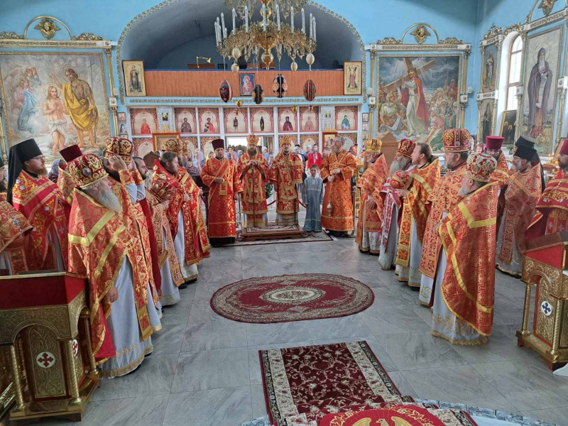 В Олександрії відзначили день прославлення святих єпархії